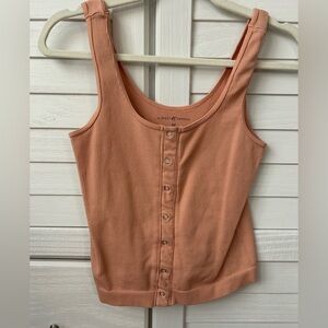 Almost Famous Women's Coral Button-Front Tank Top